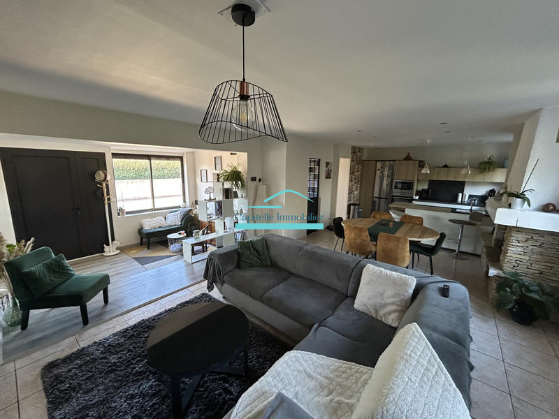 Maison - 148 m² - 5 pièces