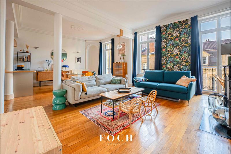 Appartement - 85 m² - 4 pièces