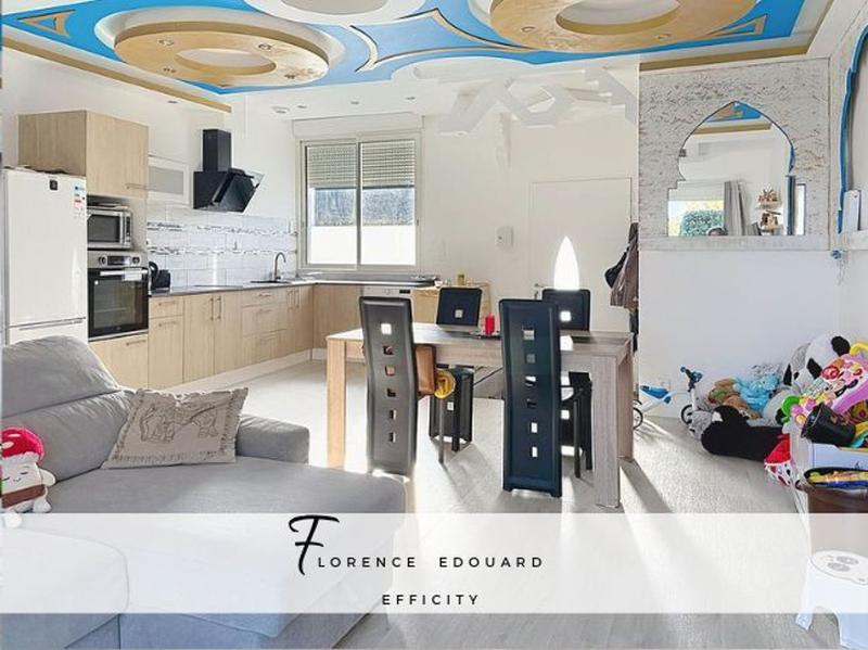 Maison - 94 m² - 5 pièces