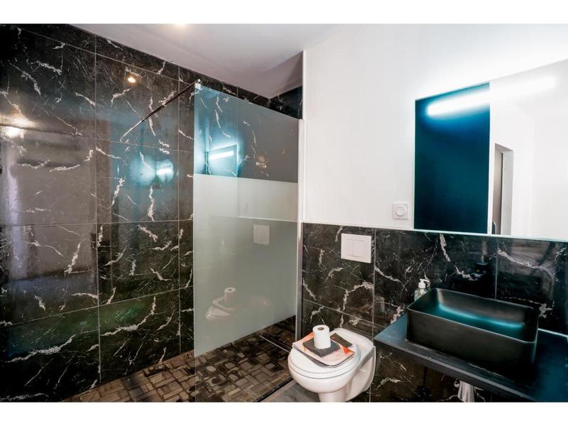 Immeuble - 318 m² - 10 pièces