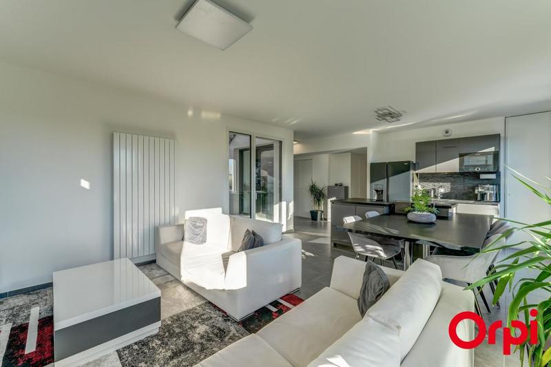 Penthouse - 112 m² - 5 pièces