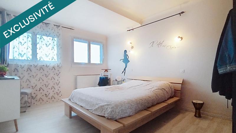 Maison - 200 m² - 9 pièces