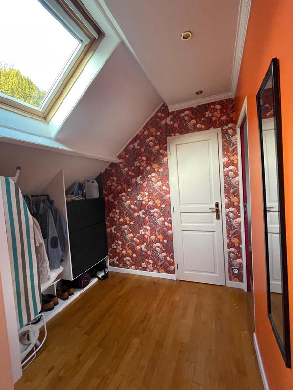 Maison - 230 m² - 9 pièces