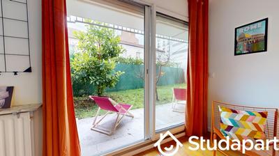 Chambre - 10 m² - 1 pièce