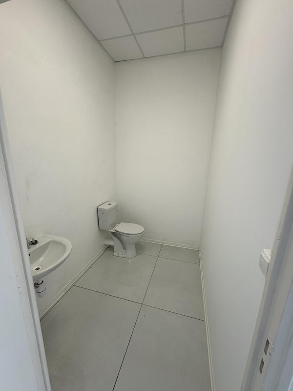 Local commercial - 67 m²