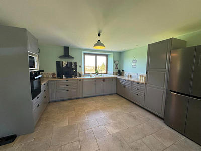 Maison - 175 m² - 5 pièces