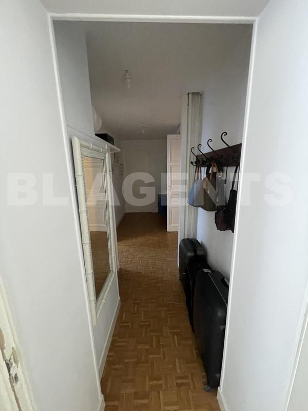 Demeure - 331 m² - 9 pièces