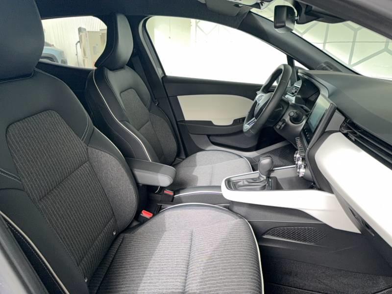 Renault Clio E-Tech full hybrid 145 Techno