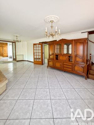 Maison - 160 m² - 6 pièces