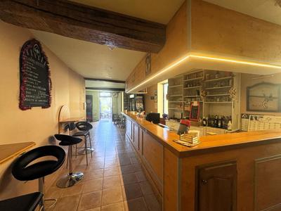 Fonds de commerce - Hôtellerie / Restauration - 145 m²