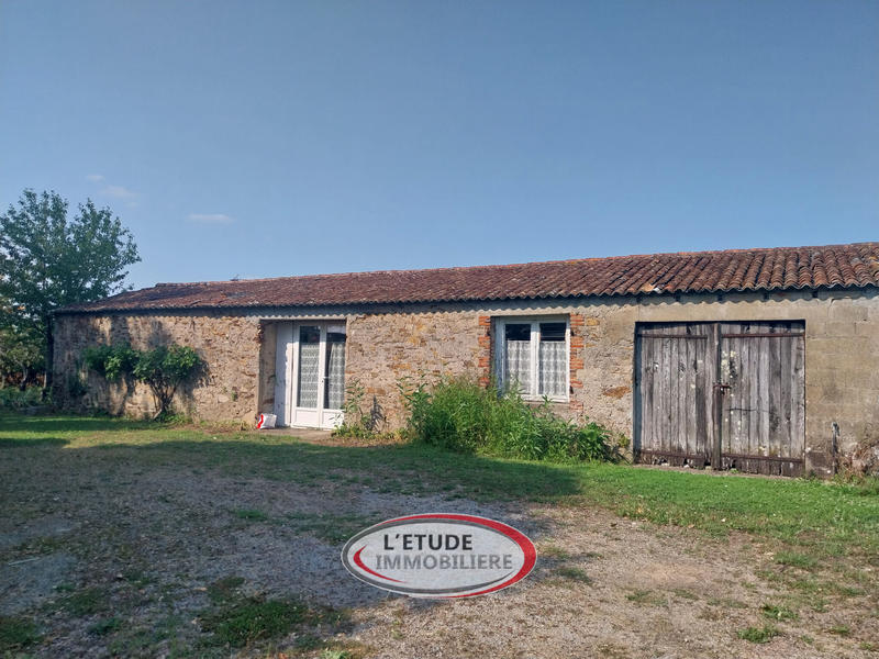 Maison - 225 m² - 9 pièces