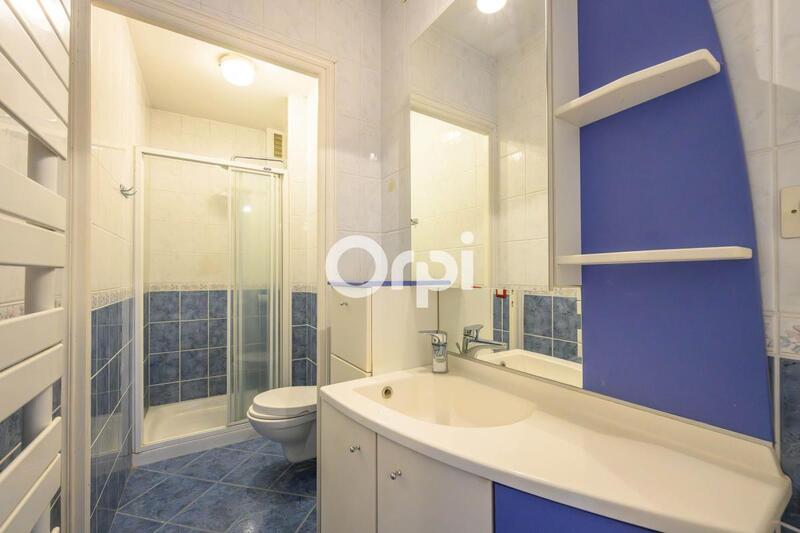 Maison - 274 m² - 9 pièces