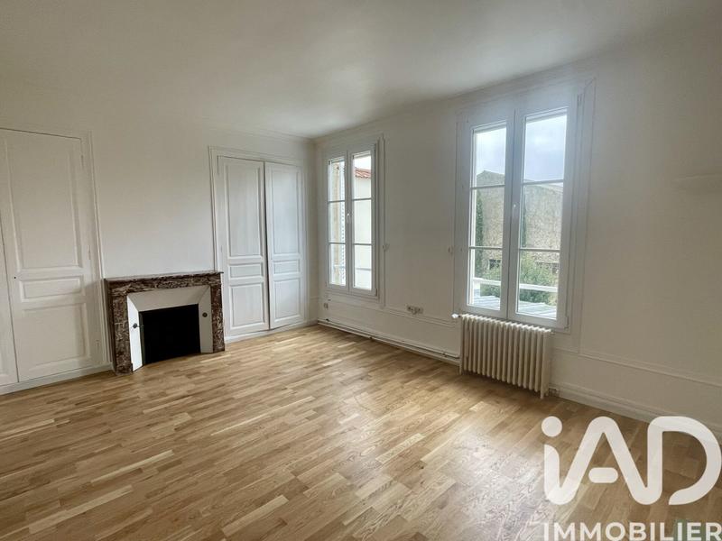 Maison - 237 m² - 10 pièces