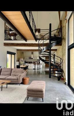 Maison - 252 m² - 10 pièces