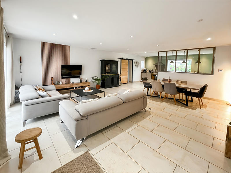 Maison - 131 m² - 5 pièces