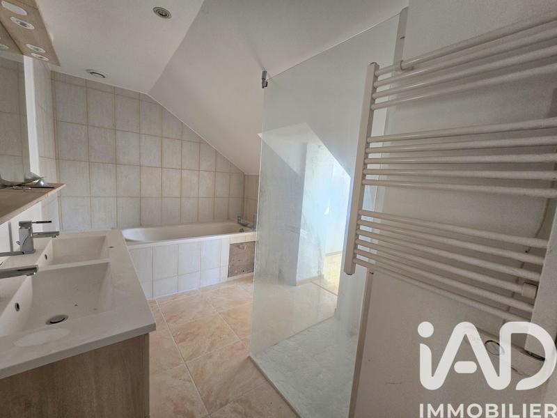 Maison - 150 m² - 5 pièces