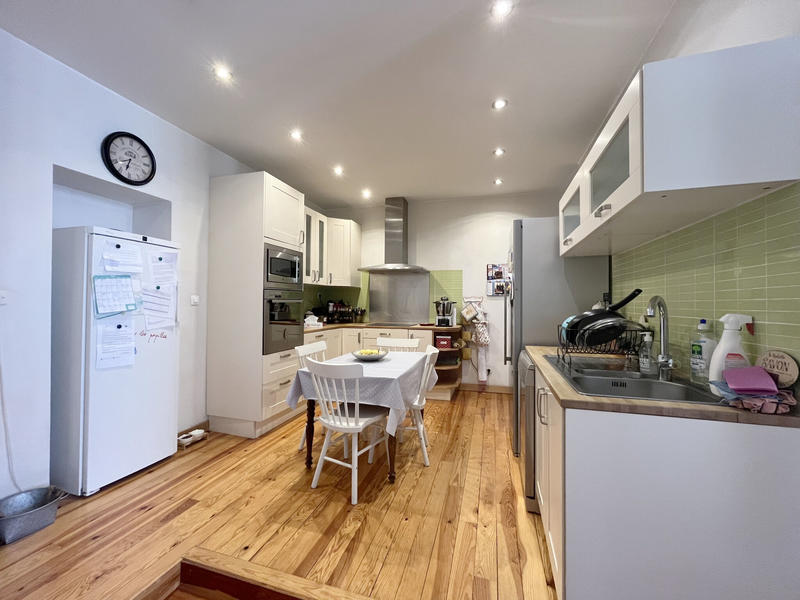 Appartement - 165 m² - 5 pièces