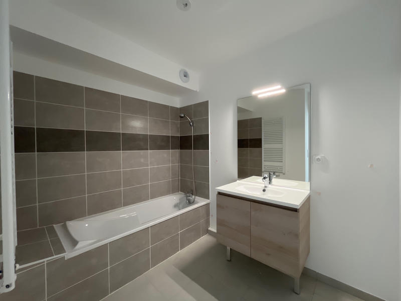 Appartement - 75 m² - 4 pièces