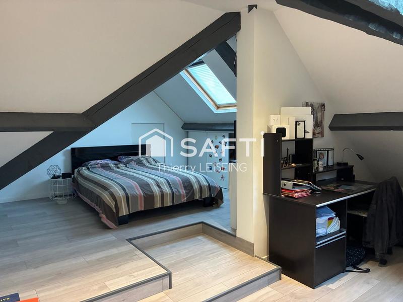 Maison - 220 m² - 7 pièces