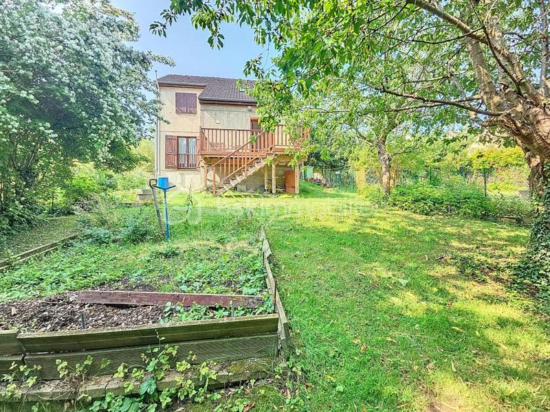 Maison - 139 m² - 6 pièces