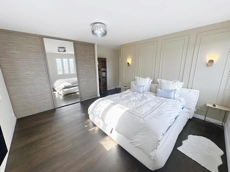 Appartement - 133 m² - 4 pièces