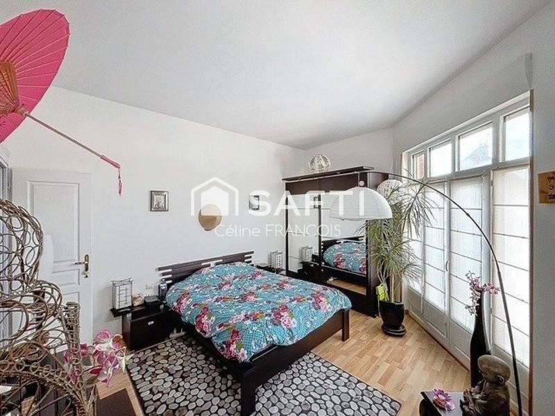 Maison de ville - 226 m² - 10 pièces