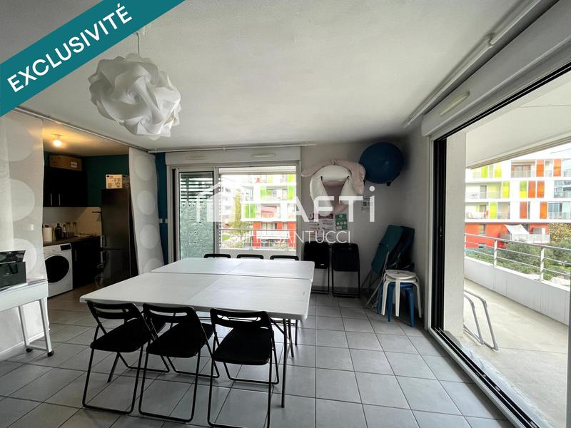 Appartement - 80 m² - 4 pièces