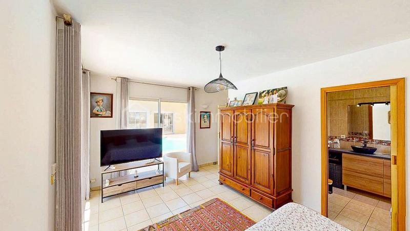 Propriété - 375 m² - 11 pièces