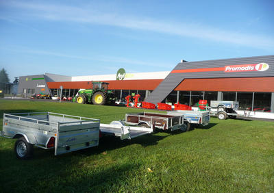 Local commercial - 1 528 m²