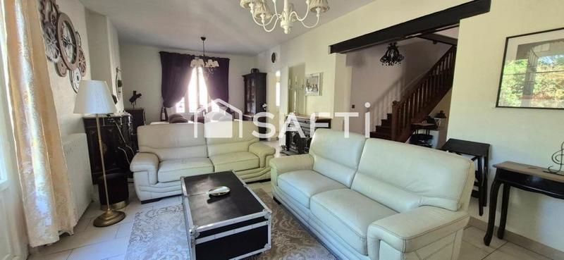 Maison - 196 m² - 9 pièces