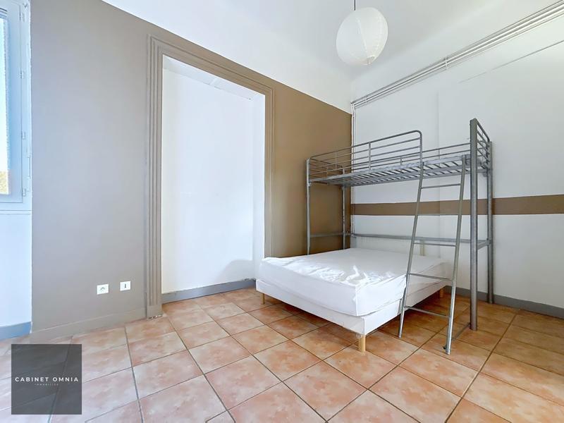 Appartement - 106 m² - 5 pièces