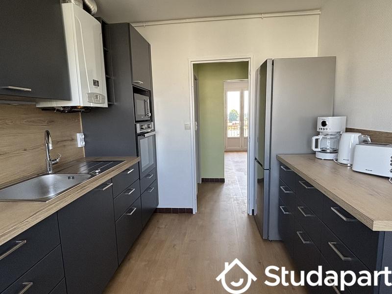 Chambre - 9 m² - 1 pièce