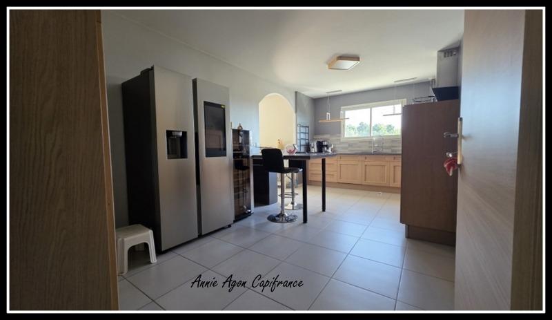 Maison - 145 m² - 5 pièces