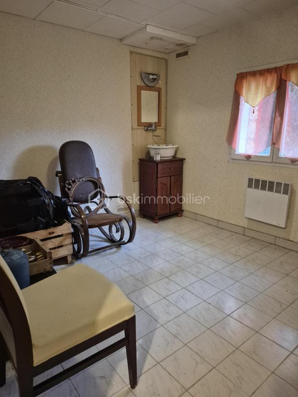 Maison - 90 m² - 5 pièces