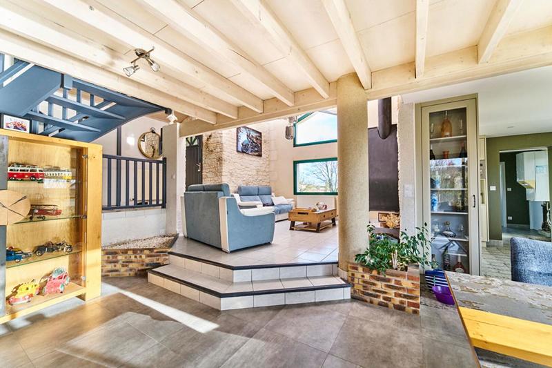 Maison - 137 m² - 7 pièces