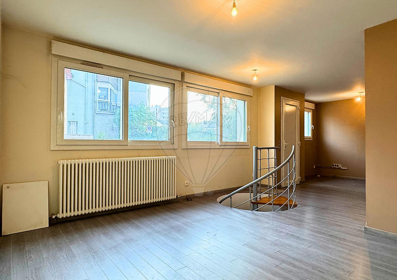 Local commercial - 58 m² - 3 pièces