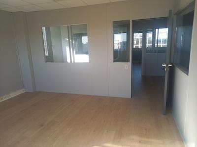 Bureau - 93 m²