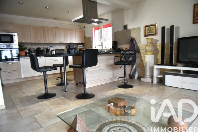 Maison de campagne - 81 m² - 6 pièces