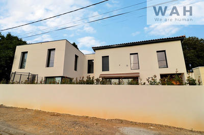 Villa - 220 m² - 5 pièces
