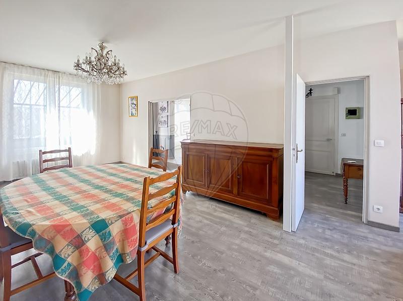 Maison - 147 m² - 6 pièces