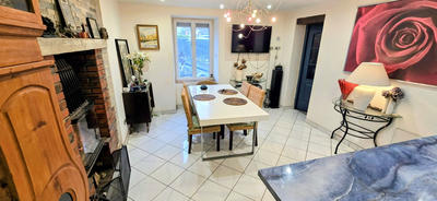 Maison - 84 m² - 5 pièces