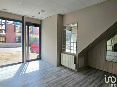 Local commercial - 73 m² - 4 pièces