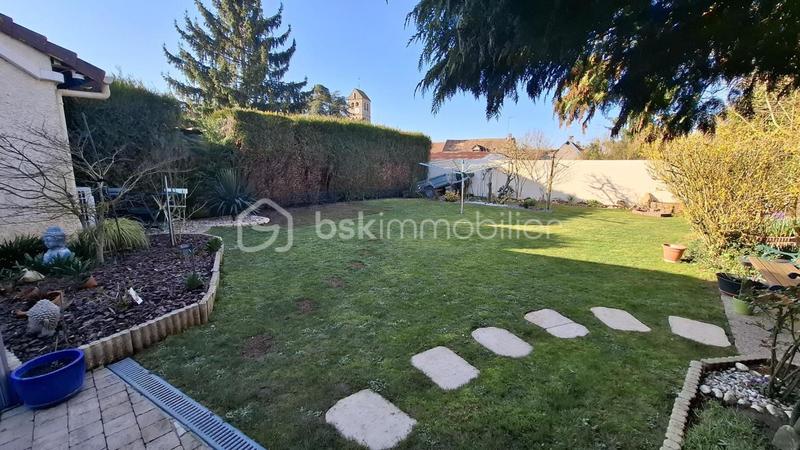 Maison - 136 m² - 5 pièces