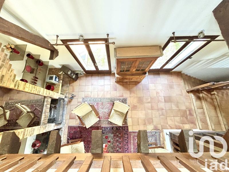 Maison - 215 m² - 8 pièces