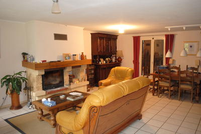 Maison - 140 m² - 6 pièces