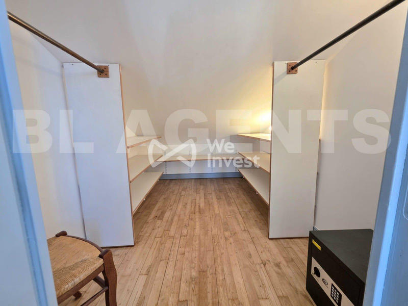 Maison - 240 m² - 6 pièces