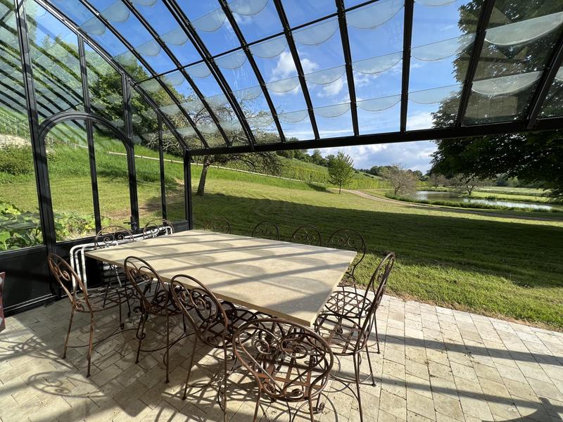 Maison - 420 m² - 11 pièces