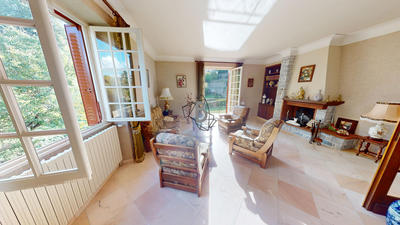 Appartement - 96 m² - 4 pièces