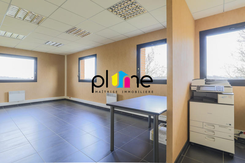 Bureau - 120 m²