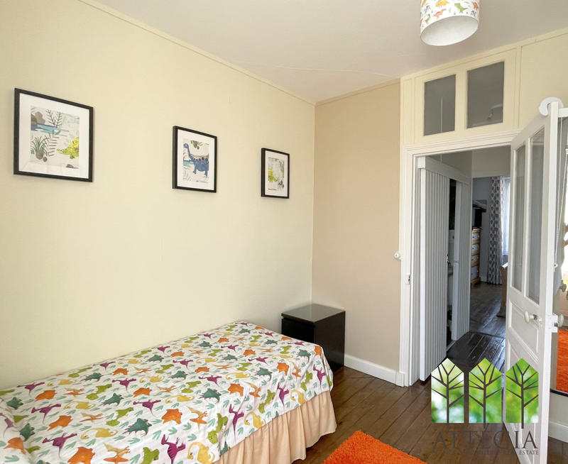 Maison - 165 m² - 8 pièces